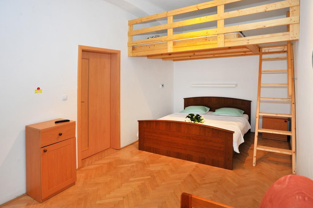 Condo In Vinohrady Prag Dış mekan fotoğraf